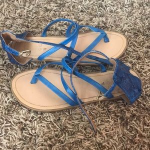 Strappy sandal